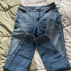 BDG high rise cigarette ankle jean size 28